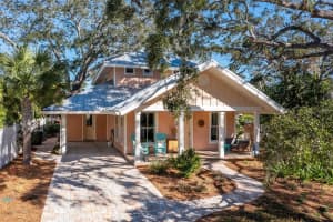 728 WOOD STREET, DUNEDIN, FL 34698 Sold 06/02/25