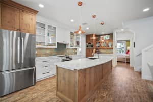 728 WOOD STREET, DUNEDIN, FL 34698 Sold 06/02/25