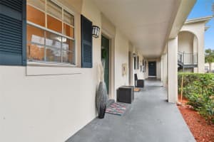 10330 CARROLLWOOD LANE, TAMPA, FL 33618 Sold 03/13/25
