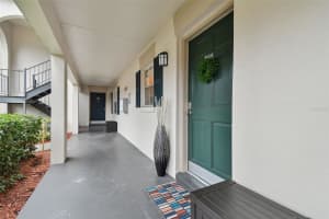 10330 CARROLLWOOD LANE, TAMPA, FL 33618 Sold 03/13/25