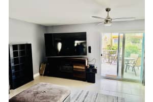5801 16TH STREET, ST PETERSBURG, FL 33705 Sold 03/21/25