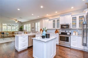 4141 COURTSIDE WAY, TAMPA, FL 33618 Sold 01/27/25