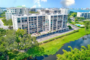 220 BELLEVIEW BOULEVARD, BELLEAIR, FL 33756 Sold 07/25/25