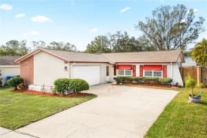 537 5TH STREET, LARGO, FL 33771 Sold 02/26/25