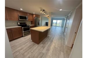 1100 SHORE DRIVE, ST PETERSBURG, FL 33701 Sold 02/20/25