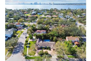 206 BOSPHOROUS AVENUE, TAMPA, FL 33606 Sold 04/18/25