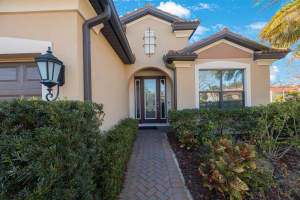 2564 GRAND CYPRESS BOULEVARD, PALM HARBOR, FL 34684 - MLS#MFRTB8343321