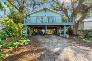8506 HEPP STREET, TAMPA, FL 33615 Sold 03/17/25