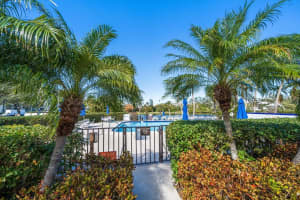 220 BELLEVIEW BOULEVARD, BELLEAIR, FL 33756 Sold 03/28/25