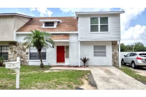 704 GASPARINO COURT, SEFFNER, FL 33584 Sold 04/15/25