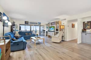 10355 PARADISE BOULEVARD, TREASURE ISLAND, FL 33706 Sold 03/19/25