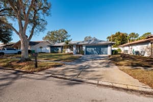 9372 121ST STREET, SEMINOLE, FL 33772 Sold 04/11/25