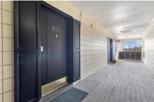 2302 MANHATTAN AVENUE, TAMPA, FL 33629 Sold 03/14/25