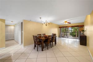 810 VILLAGE DRIVE, ST PETERSBURG, FL 33716 Sold 04/22/25