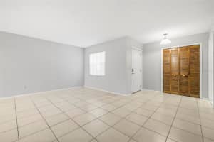 1054 OAKWOOD DRIVE, DUNEDIN, FL 34698 Sold 04/24/25