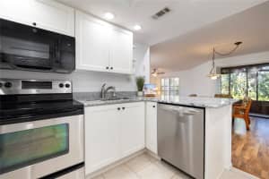 2307 LENNOX ROAD, PALM HARBOR, FL 34683 Sold 03/07/25