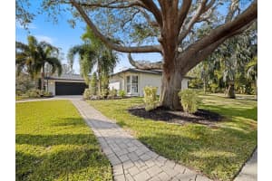 2842 LONG VIEW DRIVE, CLEARWATER, FL 33761 Sold 03/21/25