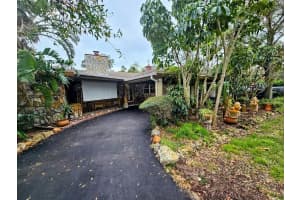 11046 54TH AVENUE, ST PETERSBURG, FL 33708 Sold 03/03/25