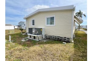 641 MOUNT LANCASTER AVENUE, ST PETERSBURG, FL 33702 - MLS#MFRTB8344081