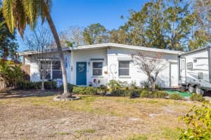416 COUNTRY CLUB DRIVE, OLDSMAR, FL 34677 Sold 03/17/25