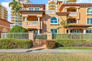 565 5TH AVENUE, ST PETERSBURG, FL 33701 Sold 03/14/25