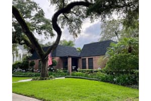 807 GROVE PARK AVENUE, TAMPA, FL 33609 Sold 05/30/25