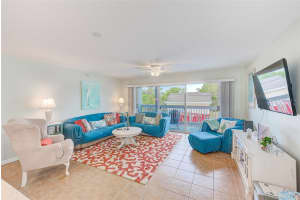 718 GULF BOULEVARD, INDIAN ROCKS BEACH, FL 33785 Sold 04/24/25