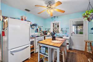 1429 35TH AVENUE, ST PETERSBURG, FL 33704 Sold 02/14/25