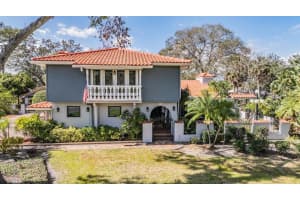 7922 FLOWERFIELD DRIVE, TAMPA, FL 33615 Sold 05/15/25