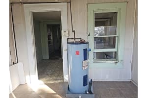 426 DISSTON AVENUE, TARPON SPRINGS, FL 34689 Sold 03/01/25
