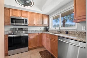90 HIGHLAND AVENUE, TARPON SPRINGS, FL 34689 Sold 06/06/25