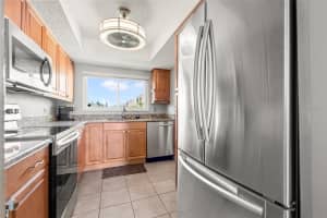 90 HIGHLAND AVENUE, TARPON SPRINGS, FL 34689 Sold 06/06/25