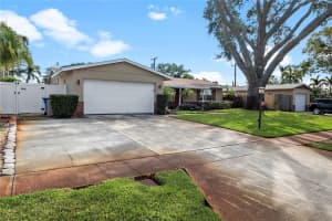 2231 60TH WAY, ST PETERSBURG, FL 33710 Sold 03/27/25