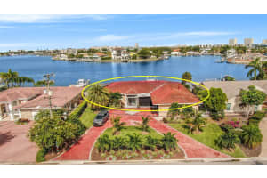 1818 DOLPHIN BOULEVARD, ST PETERSBURG, FL 33707 - MLS#MFRTB8344834