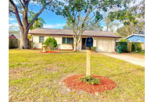 21 Belle Meade Cir, LARGO