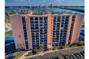 51 ISLAND WAY, CLEARWATER BEACH, FL 33767 Sold 04/25/25