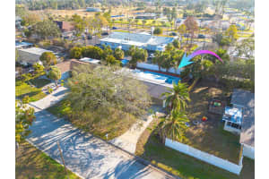 2215 CEDAR DRIVE, DUNEDIN, FL 34698 Sold 03/31/25