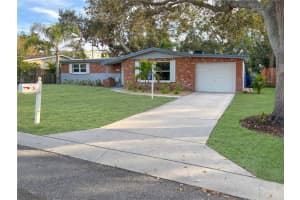 1159 Stewart Dr, DUNEDIN