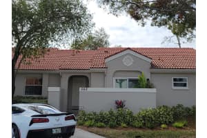 562 ANDORRA CIRCLE, ST PETERSBURG, FL 33703 - MLS#MFRTB8345144