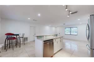 1130 QUEEN STREET, ST PETERSBURG, FL 33713 Sold 05/20/25