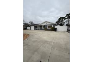 8105 TANGLEWOOD LANE, TAMPA, FL 33615 Sold 03/12/25