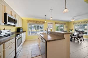 272 PORTREE DRIVE, DUNEDIN, FL 34698 Sold 03/17/25