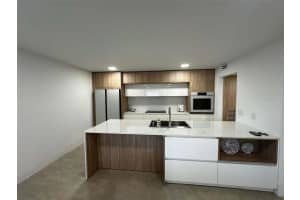 7400 SUNSHINE SKYWAY LANE, ST PETERSBURG, FL 33711 - MLS#MFRTB8345474