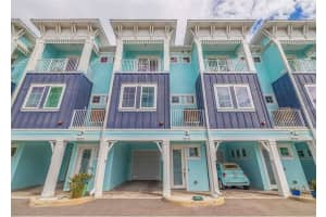 11721 1ST STREET, TREASURE ISLAND, FL 33706 Sold 06/20/25