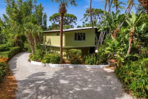 711 PINELLAS POINT DRIVE, ST PETERSBURG, FL 33705 Sold 03/14/25