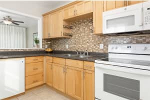 3046 35TH AVENUE, ST PETERSBURG, FL 33713 Sold 05/09/25