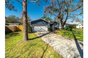 15716 COUNTRY LAKE DRIVE, TAMPA, FL 33624 Sold 05/27/25