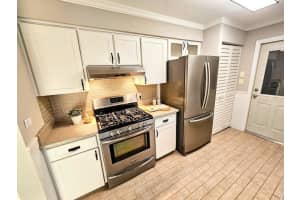 5517 WILLIAMSDALE COURT, SEMINOLE, FL 33772 Sold 03/12/25