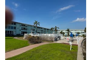 1819 SHORE DRIVE, SOUTH PASADENA, FL 33707 Sold 04/17/25