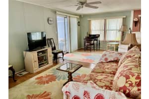 653 MOUNT LANCASTER AVENUE, ST PETERSBURG, FL 33702 Sold 04/11/25